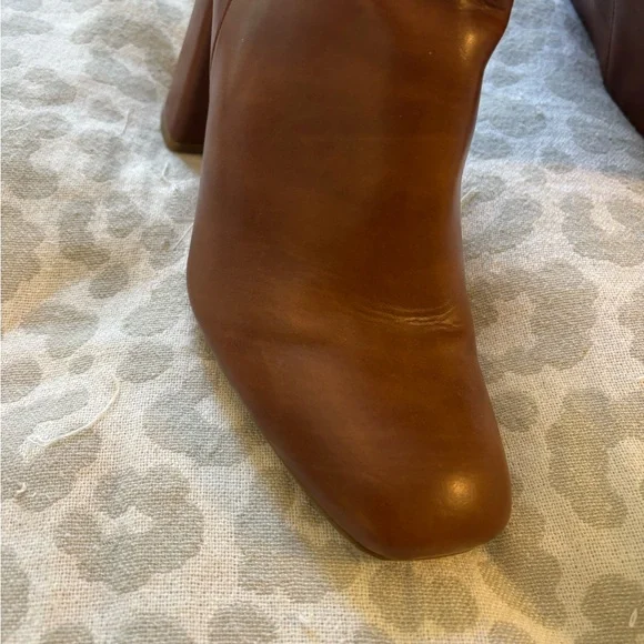 William Knee High Boot - Picture 3 of 8